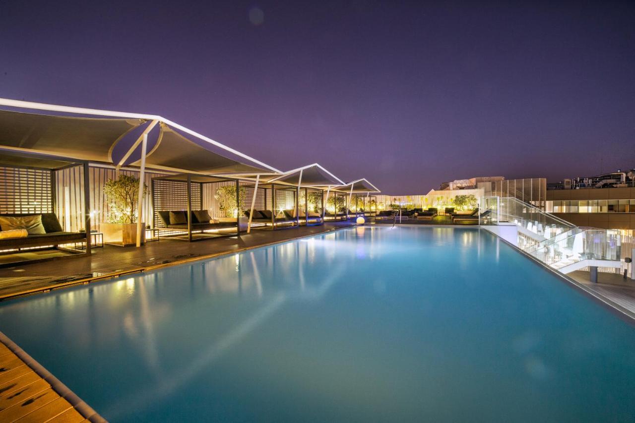 Epic Sana Lisboa Hotel Екстер'єр фото The swimming pool at the hotel