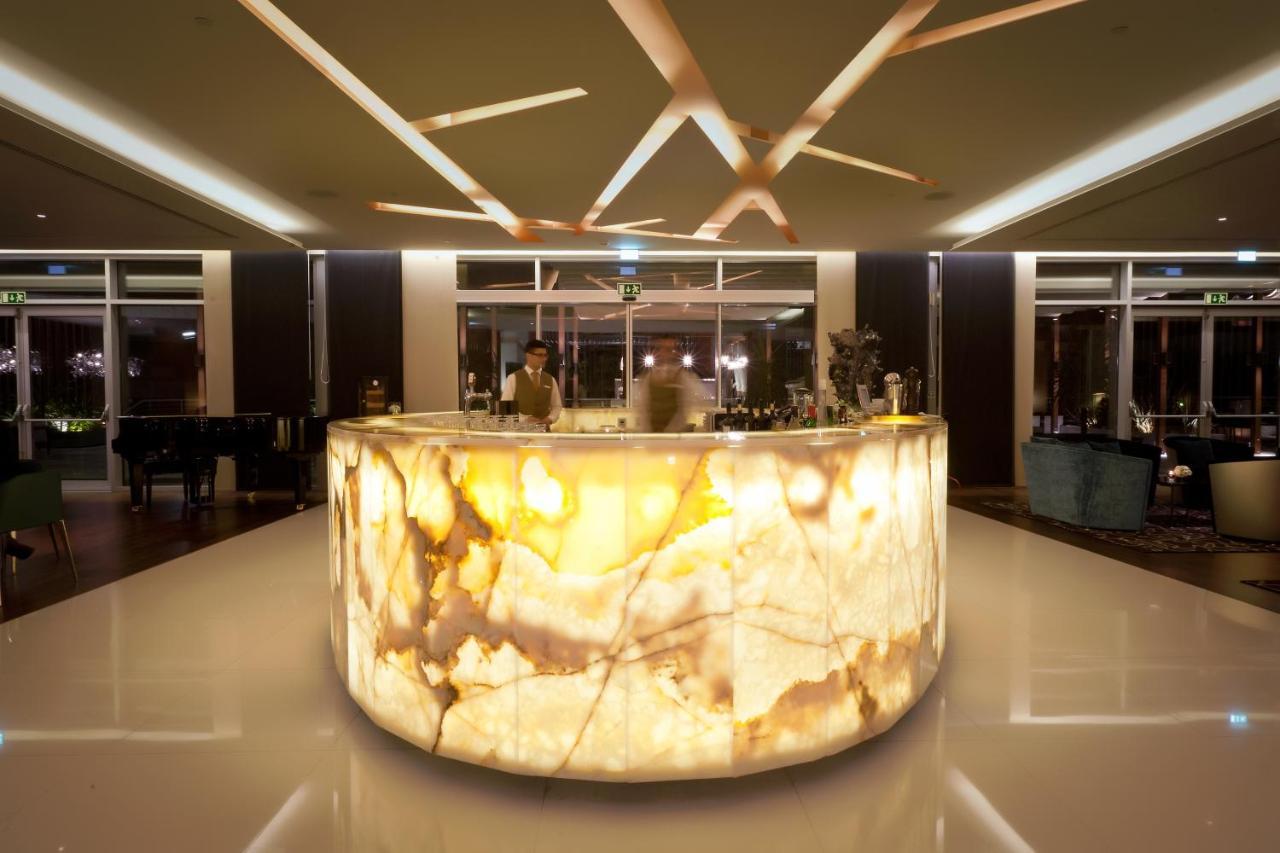 Epic Sana Lisboa Hotel Екстер'єр фото The lobby of the hotel