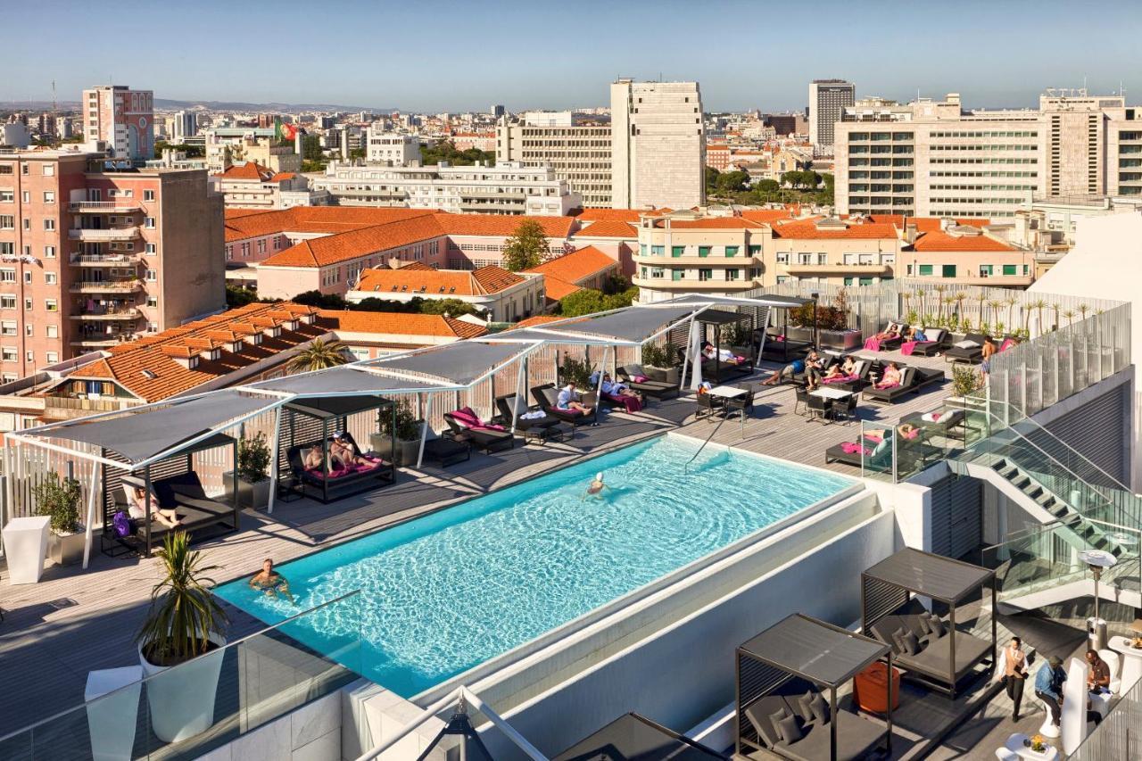Epic Sana Lisboa Hotel Екстер'єр фото The rooftop pool at the Hilton Athens