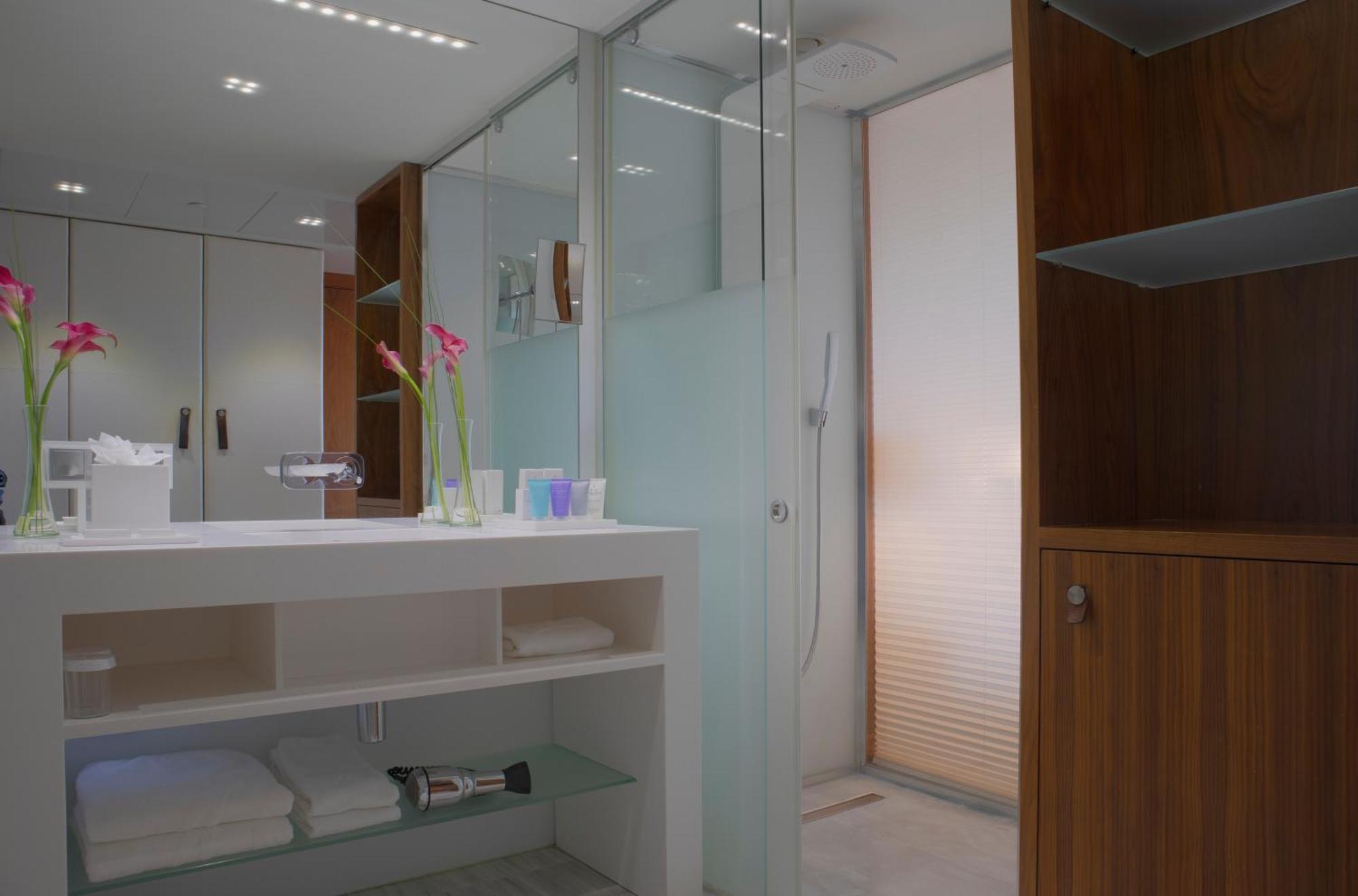 Epic Sana Lisboa Hotel Номер фото Bathroom