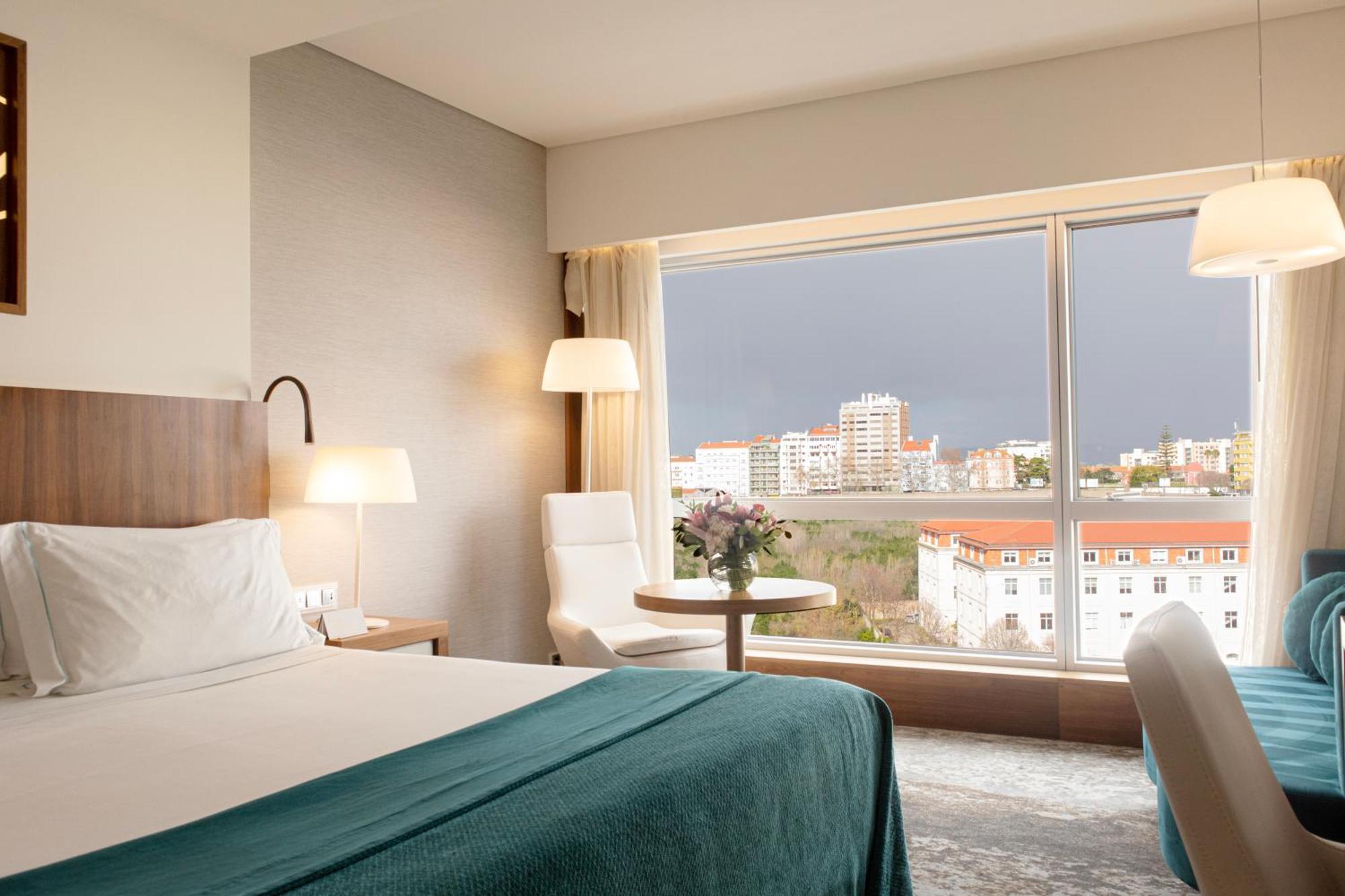 Epic Sana Lisboa Hotel Номер фото A room at the hotel