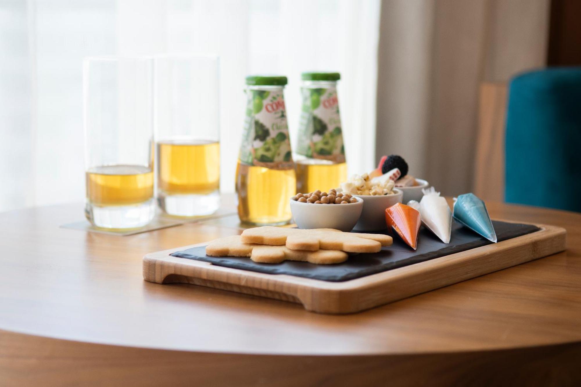 Epic Sana Lisboa Hotel Екстер'єр фото A typical welcome drink at a hotel